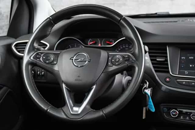 Opel Crossland (2022) thumbnail 17