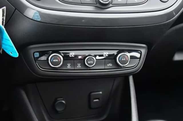 Opel Crossland (2022) thumbnail 23