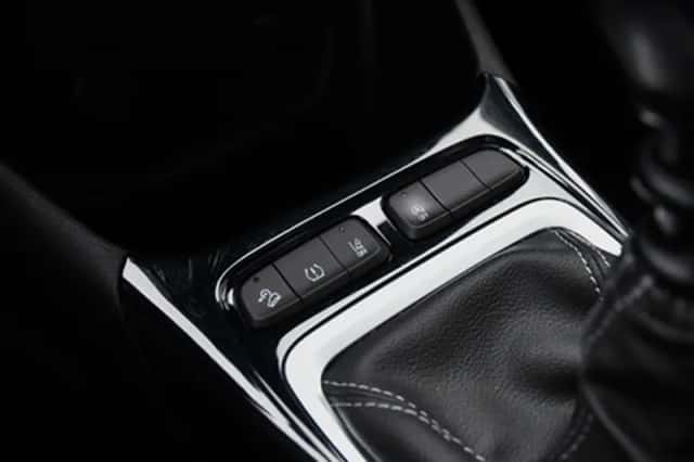 Opel Crossland (2022) thumbnail 25