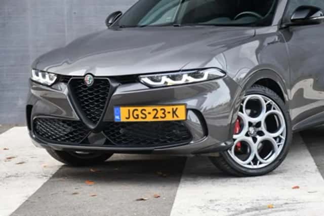 Alfa Romeo Tonale (2022) thumbnail 2