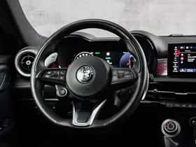 Alfa Romeo Tonale (2022) thumbnail 15