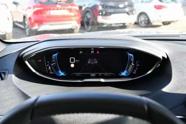 Peugeot 3008 (2024) thumbnail 16