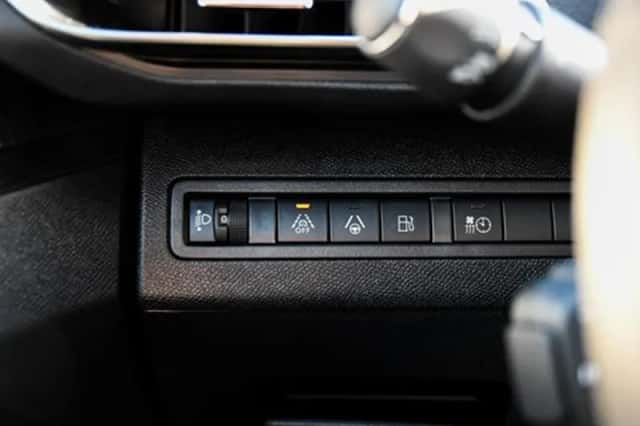 Peugeot 3008 (2024) thumbnail 30
