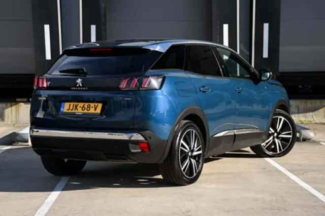 Peugeot 3008 (2024) thumbnail 5
