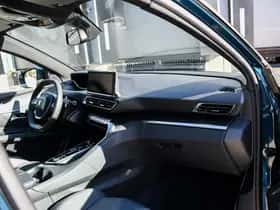 Peugeot 3008 (2024) thumbnail 10