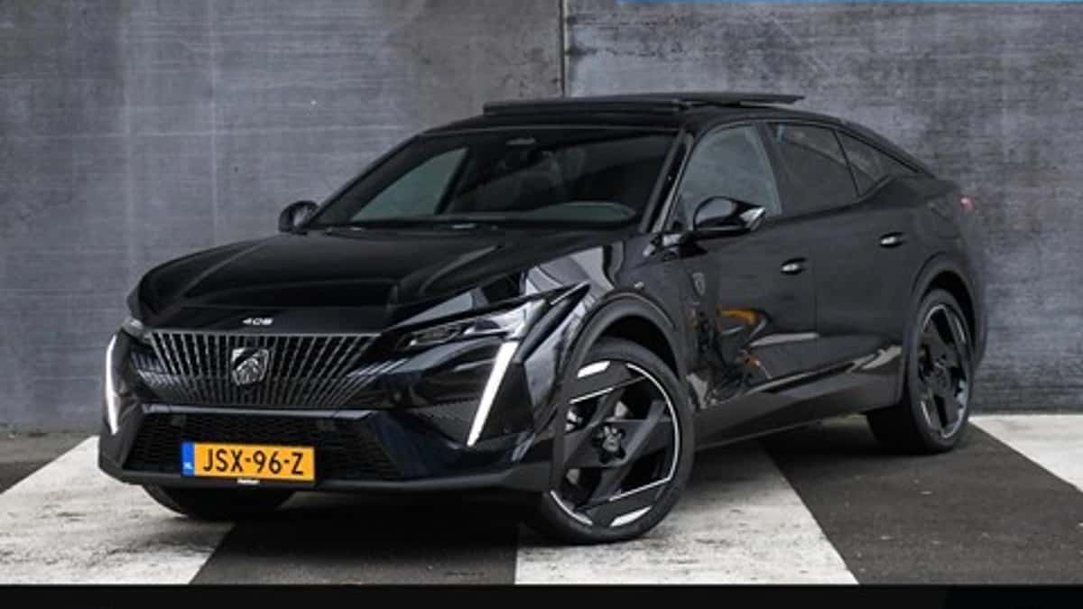 Peugeot 408 (2025) — foto 1