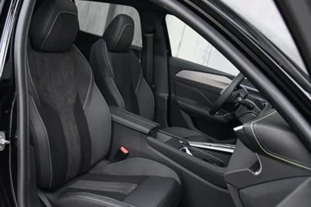 Peugeot 408 (2025) thumbnail 12