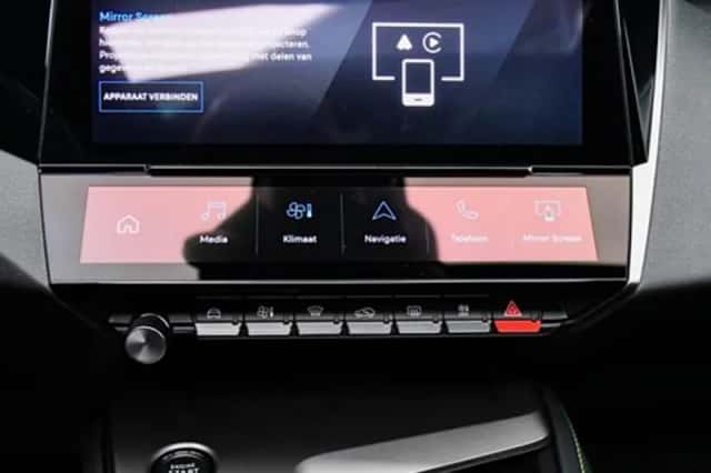 Peugeot 408 (2025) thumbnail 31