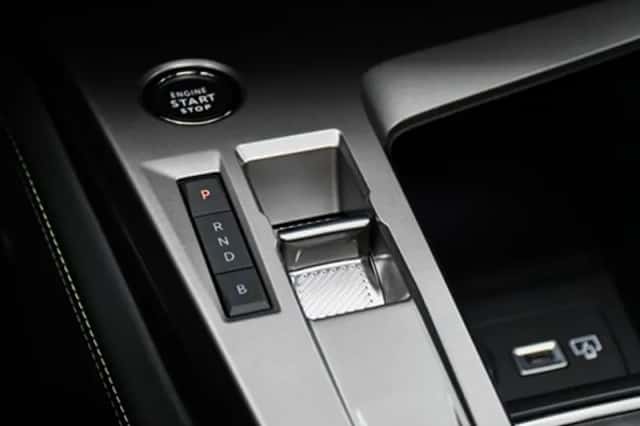 Peugeot 408 (2025) thumbnail 32