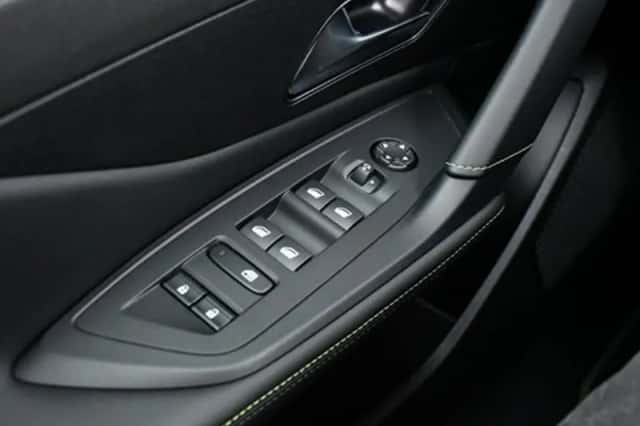 Peugeot 408 (2025) thumbnail 39