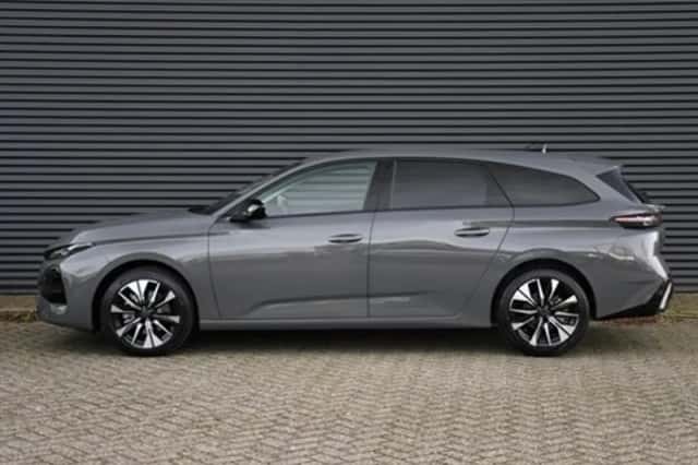 Peugeot 308 (2025) thumbnail 3