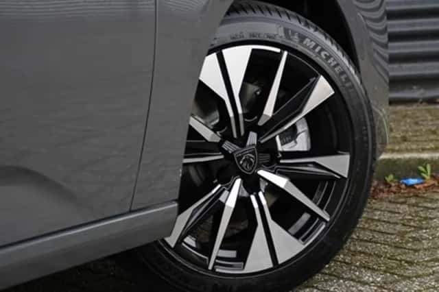 Peugeot 308 (2025) thumbnail 7