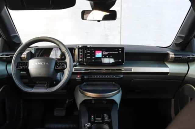 Lancia Ypsilon (2025) thumbnail 14