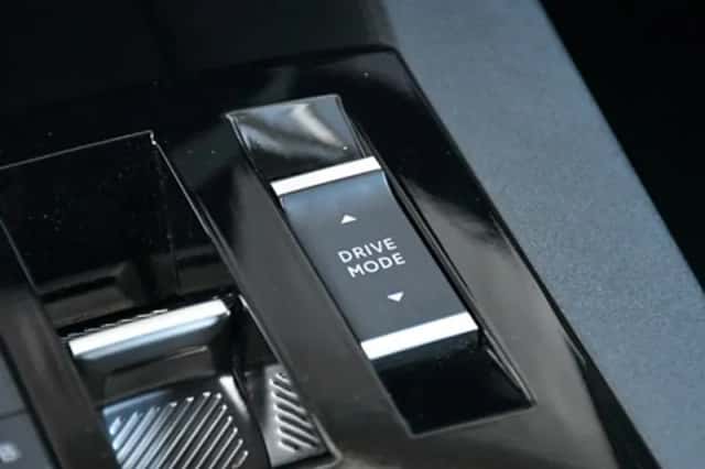 Lancia Ypsilon (2025) thumbnail 23