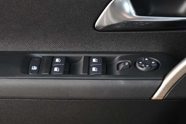Lancia Ypsilon (2025) thumbnail 27