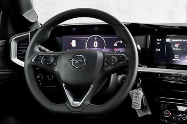 Opel Mokka (2024) thumbnail 15