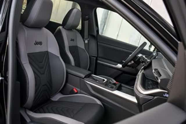 Jeep Compass (2026) thumbnail 13