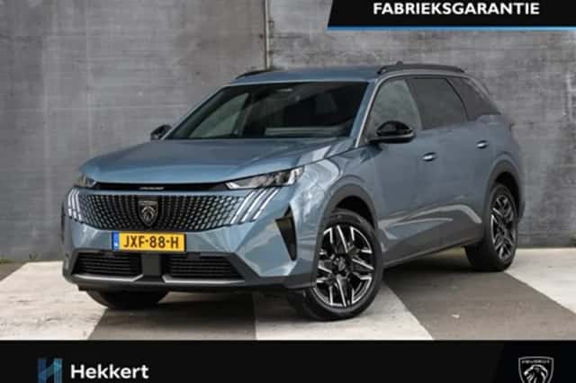 Peugeot 5008 (2025) thumbnail 1