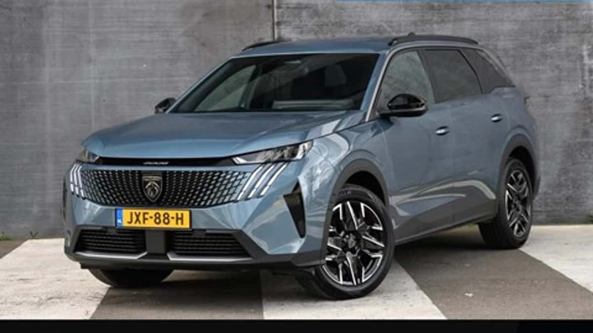 Peugeot 5008 (2025) — foto 1