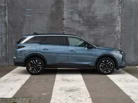 Peugeot 5008 (2025) thumbnail 4