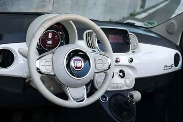 Fiat 500C (2018) thumbnail 16