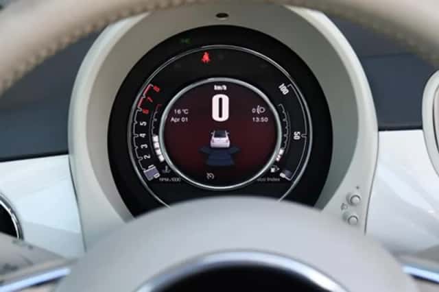 Fiat 500C (2018) thumbnail 18