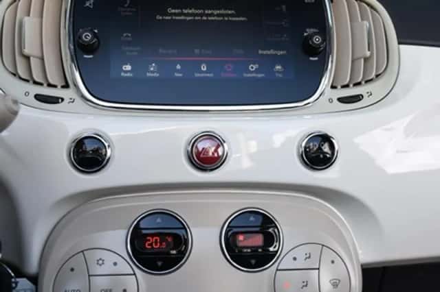 Fiat 500C (2018) thumbnail 22