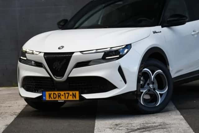 Alfa Romeo Junior (2026) thumbnail 2