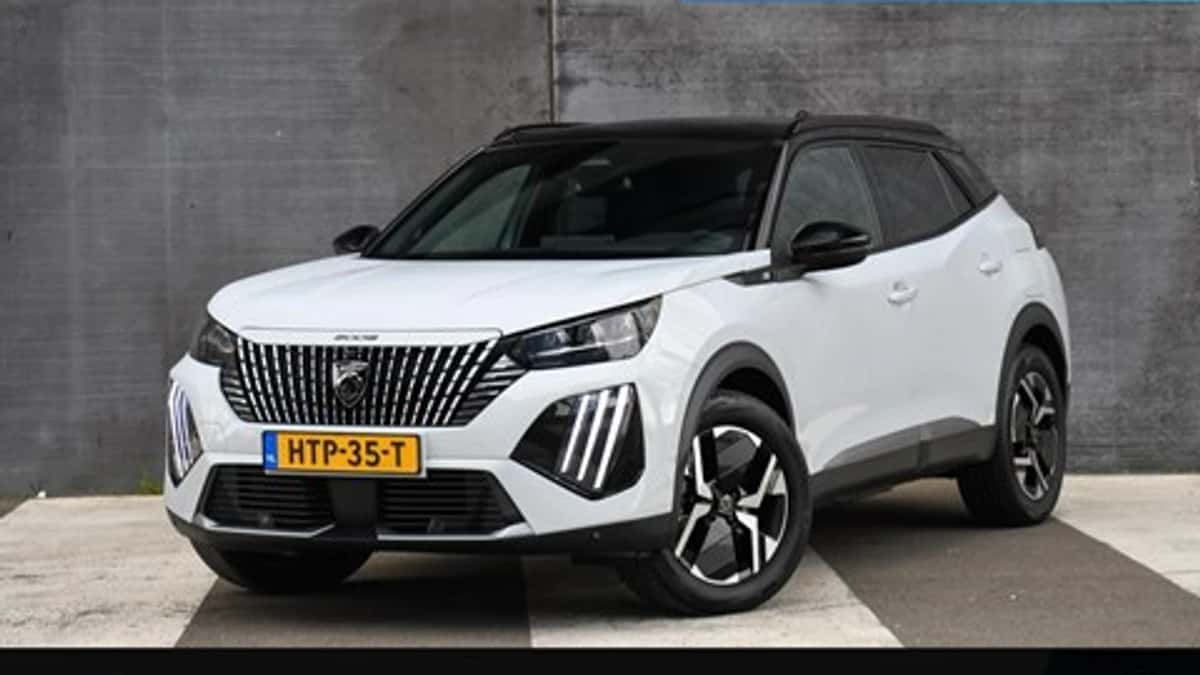 Peugeot e-2008 (2025) — foto 1