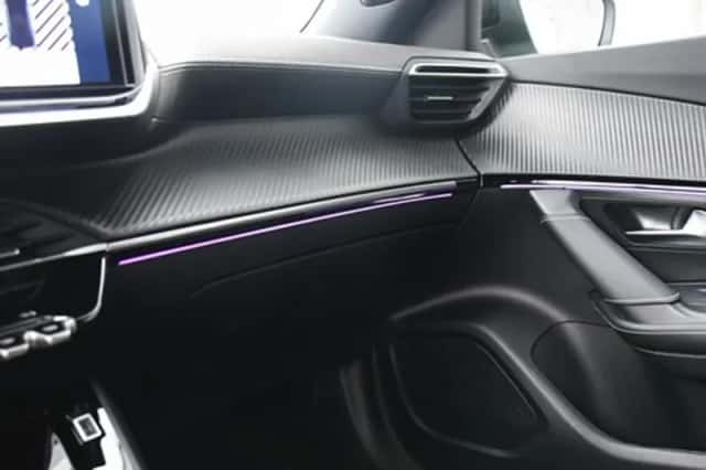 Peugeot e-2008 (2025) thumbnail 11
