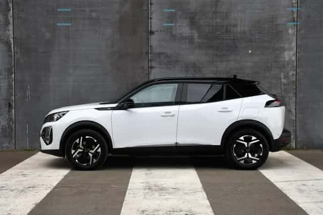 Peugeot e-2008 (2025) thumbnail 3
