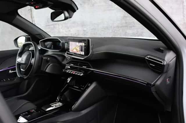 Peugeot e-2008 (2025) thumbnail 10