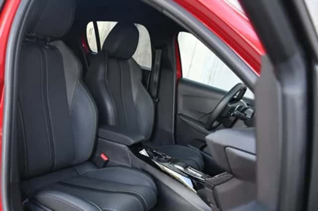 Peugeot 208 (2025) thumbnail 12