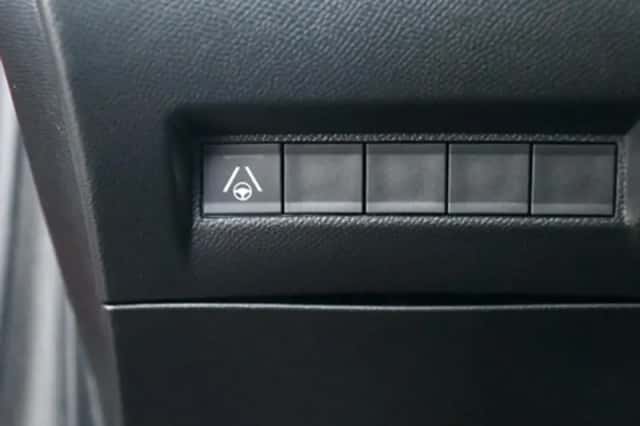 Peugeot 208 (2025) thumbnail 32