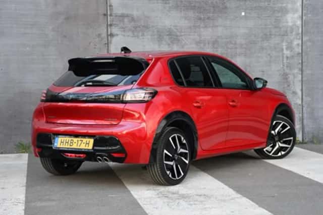 Peugeot 208 (2025) thumbnail 5