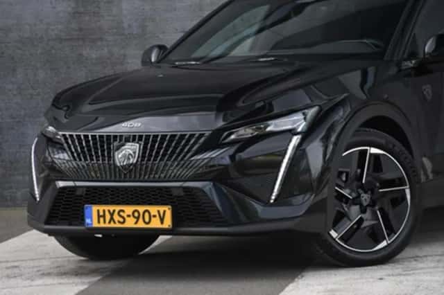 Peugeot 408 (2025) thumbnail 2