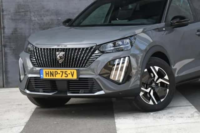 Peugeot e-2008 (2025) thumbnail 2
