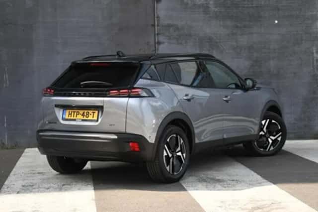 Peugeot e-2008 (2025) thumbnail 5