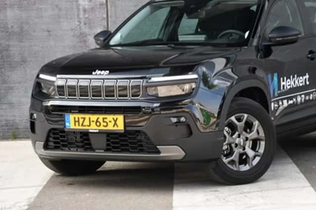 Jeep Avenger (2025) thumbnail 2
