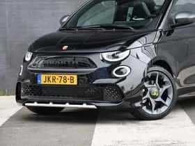 Abarth 500 C (2025) thumbnail 2