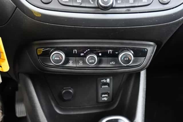 Opel Crossland (2021) thumbnail 22