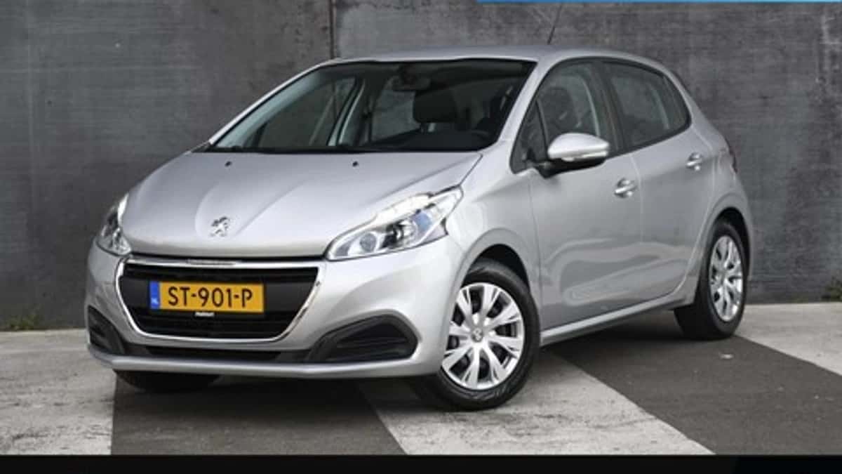 Peugeot 208 (2018) — foto 1