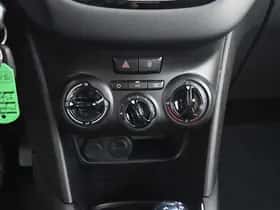 Peugeot 208 (2018) thumbnail 19