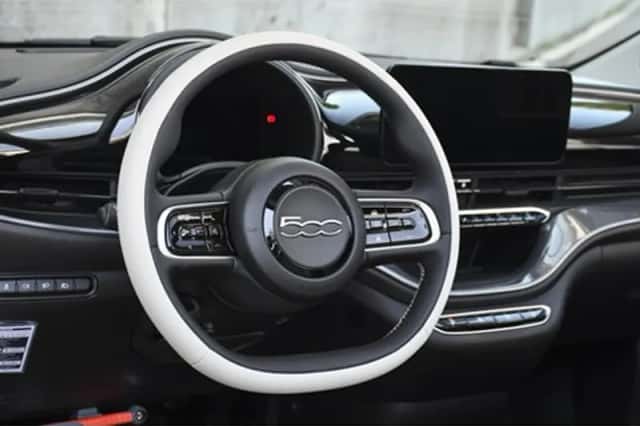Fiat 500C (2025) thumbnail 17