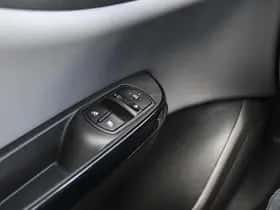 Opel Corsa (2018) thumbnail 26