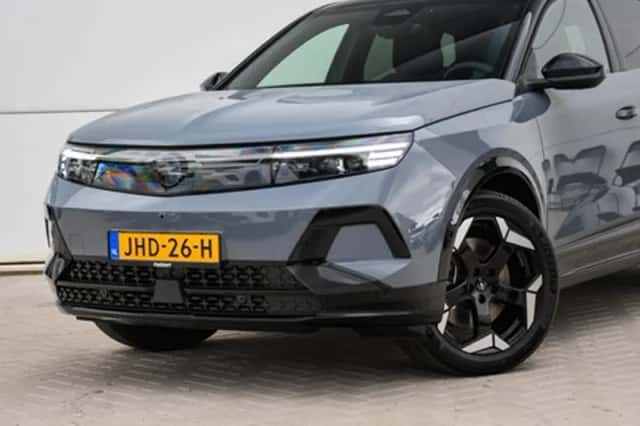 Opel Grandland (2025) thumbnail 2