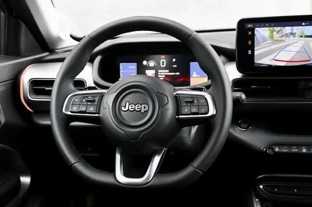 Jeep Avenger (2024) thumbnail 16