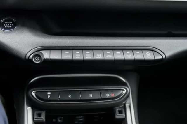 Jeep Avenger (2024) thumbnail 24