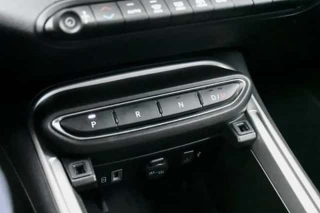 Jeep Avenger (2024) thumbnail 25