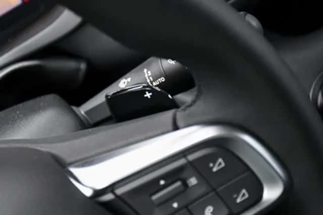 Jeep Avenger (2024) thumbnail 31